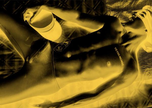 Tight-01--Arm-Akkharat